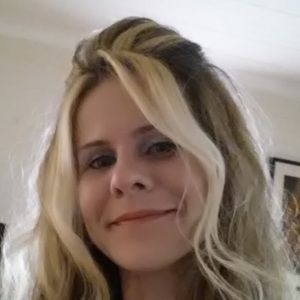 Meet your Posher, Leslieann